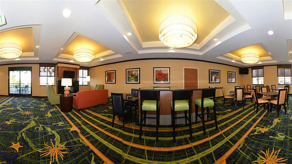 Fairfield Inn & Suites Santa Cruz - Капитола Екстериор снимка