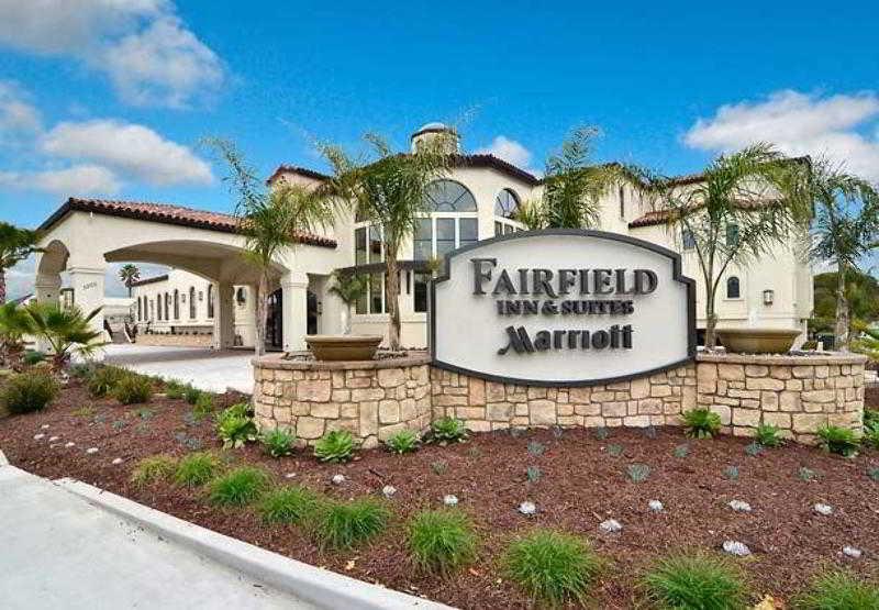 Fairfield Inn & Suites Santa Cruz - Капитола Екстериор снимка