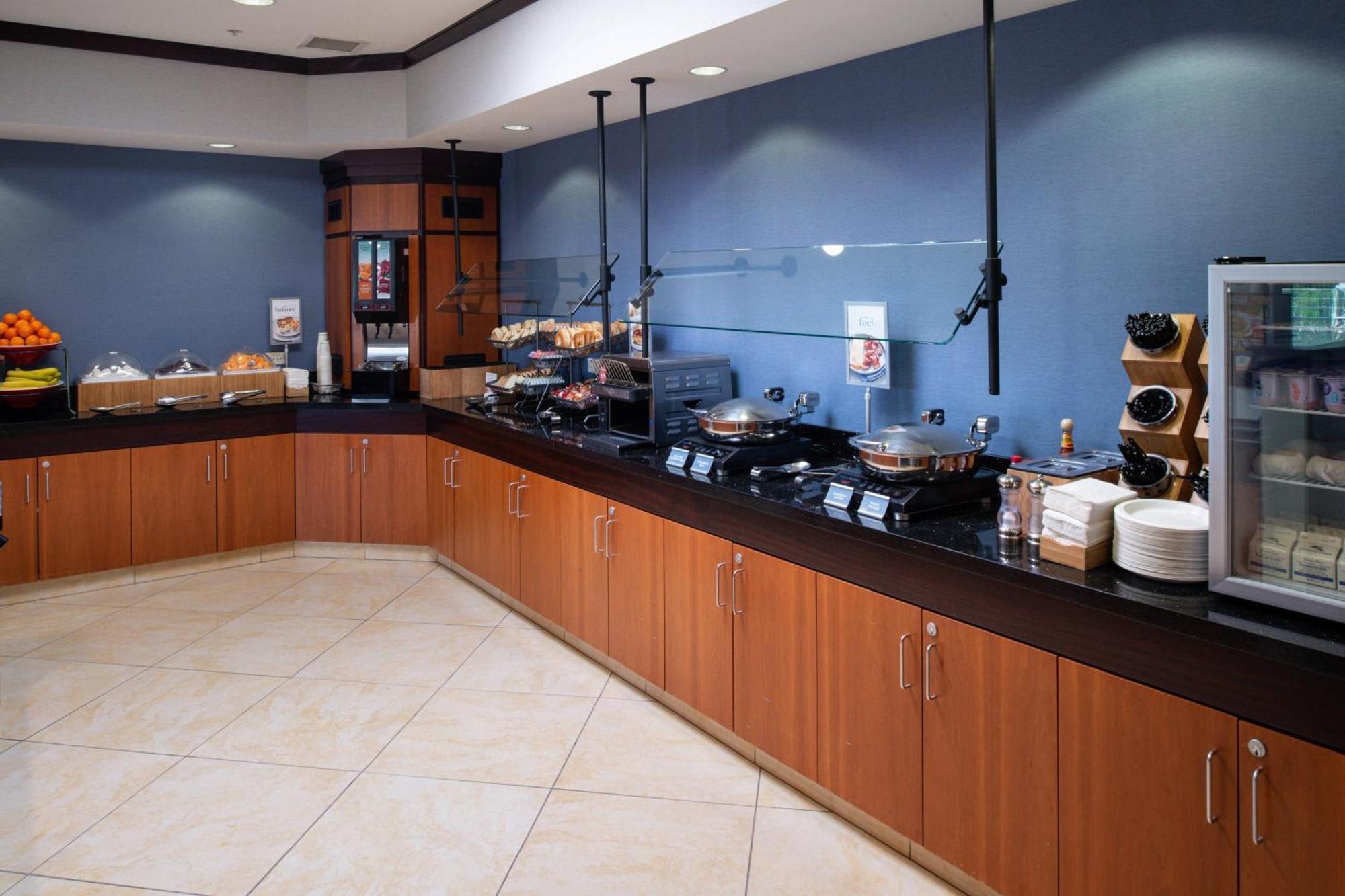 Fairfield Inn & Suites Santa Cruz - Капитола Екстериор снимка