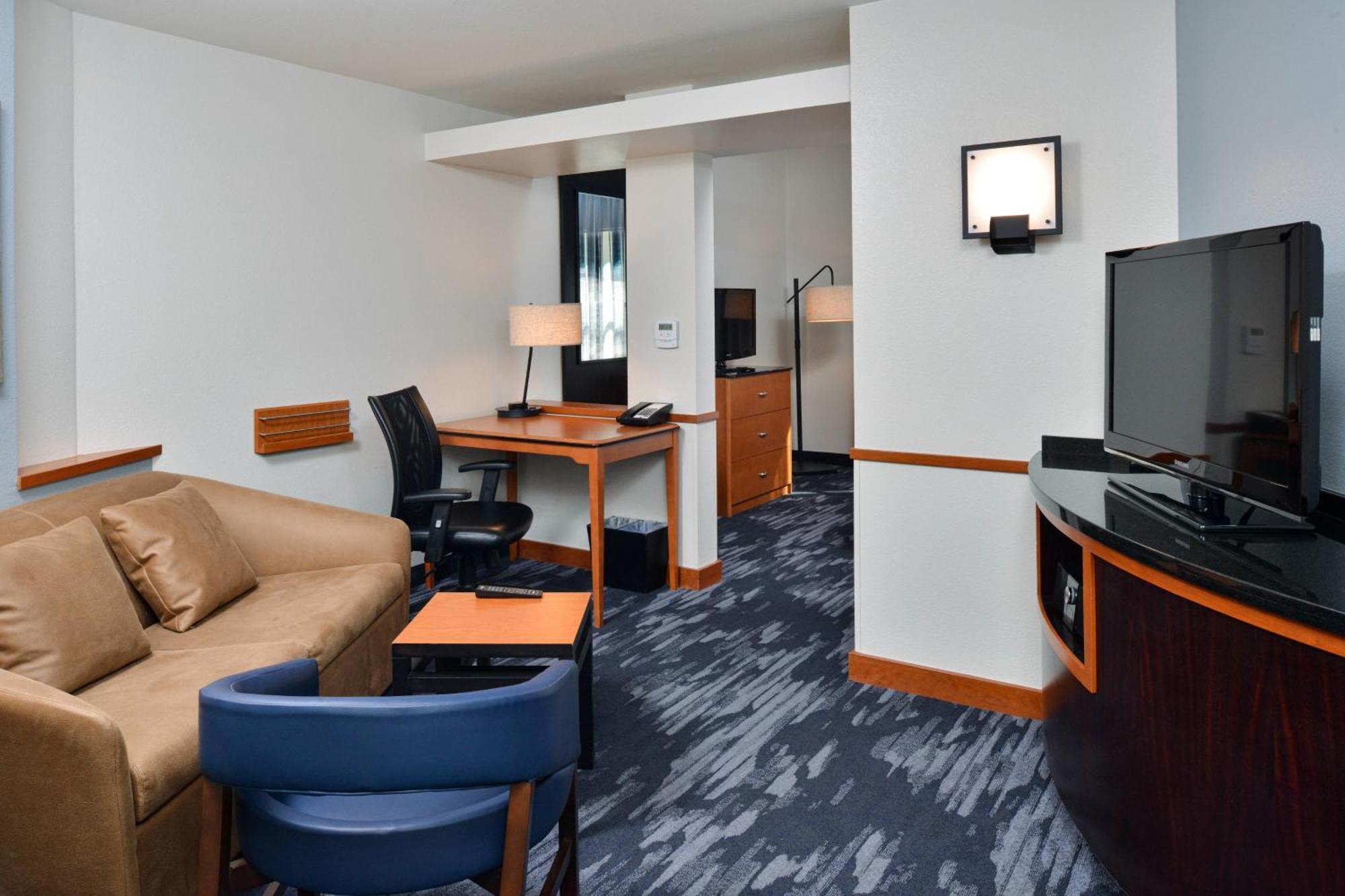 Fairfield Inn & Suites Santa Cruz - Капитола Екстериор снимка